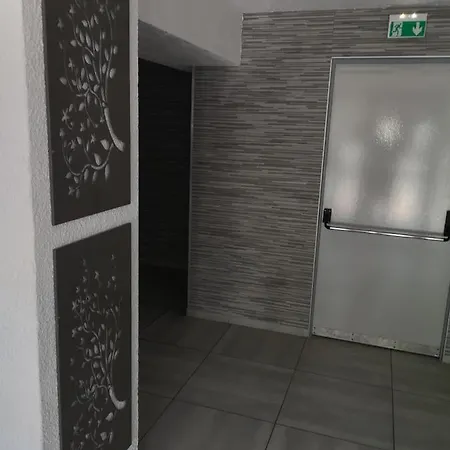 Appartement Climatisé Centre Port Piscine *