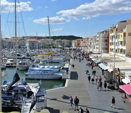 Climatise Centre Port Piscine Apartment