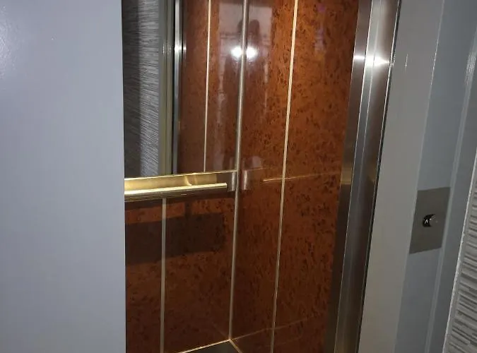 Climatise Centre Port Piscine * Agde